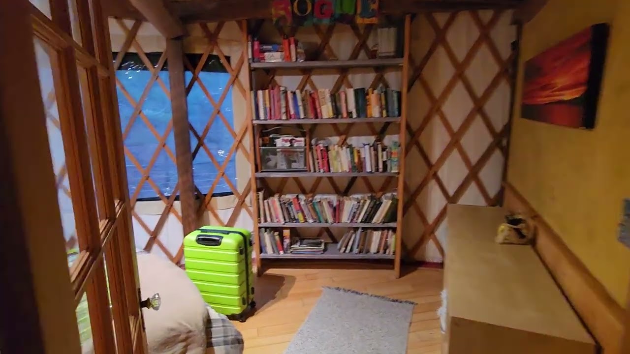 3/24: Tour of Virginian Airbnb