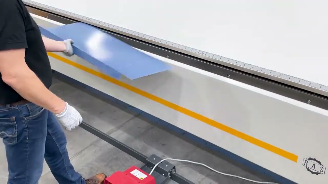 RAS | TURBObend – servoelektrická CNC ohýbačka plechů