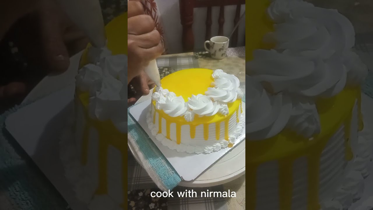Perfect measurement cake 1/2kg me. Pineapple flavor cake cake design. Idea for cake design. Cake. 