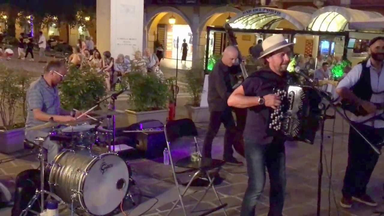 Titti Castrini Band Sen Sen Sen