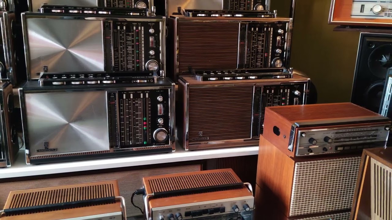 Vintage German radios (2)