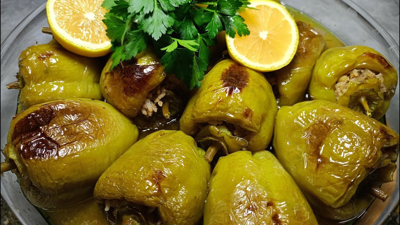 ZEYTİNYAĞLI BİBER DOLMASI YILLARIN USTASINDAN