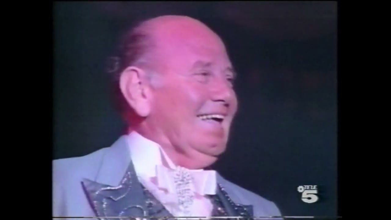 Tihany en especial de circo (Telecinco, inicios de los 90) | Grandes ilusiones y elefante
