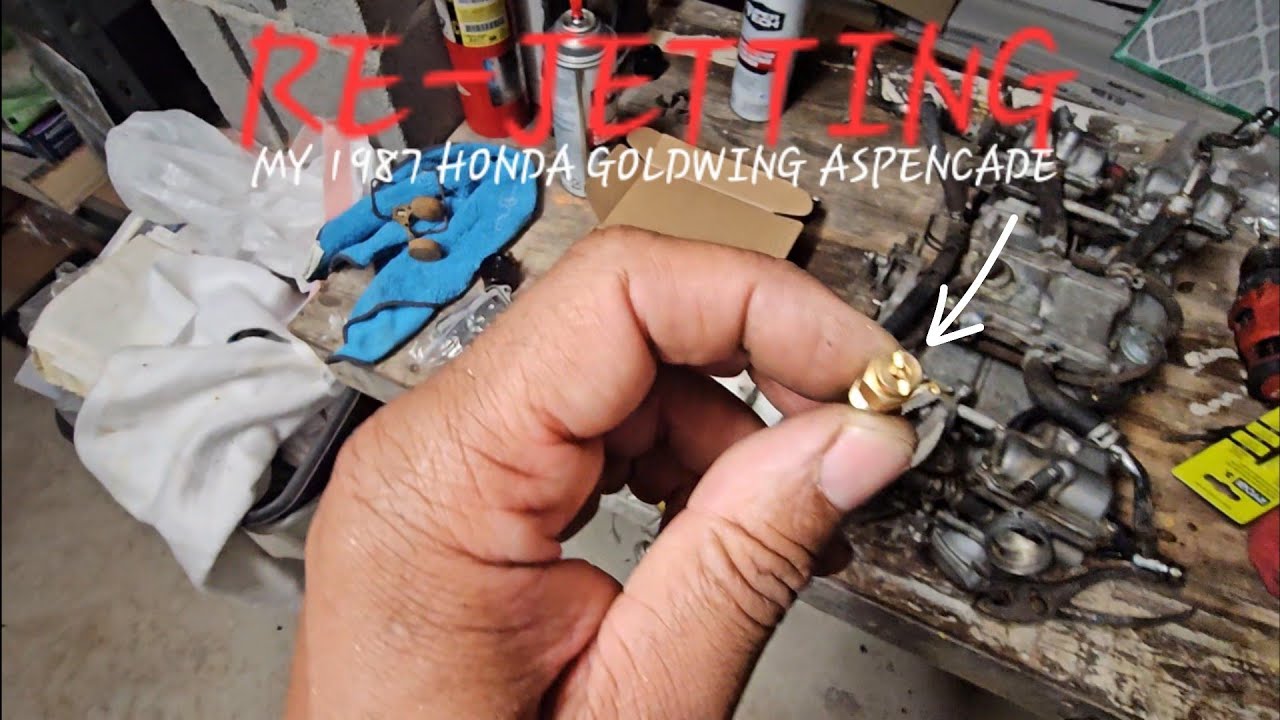 Pt 1☆ Removing and Re-jetting the carburetors on my 1987 Honda Goldwing Aspencade 
