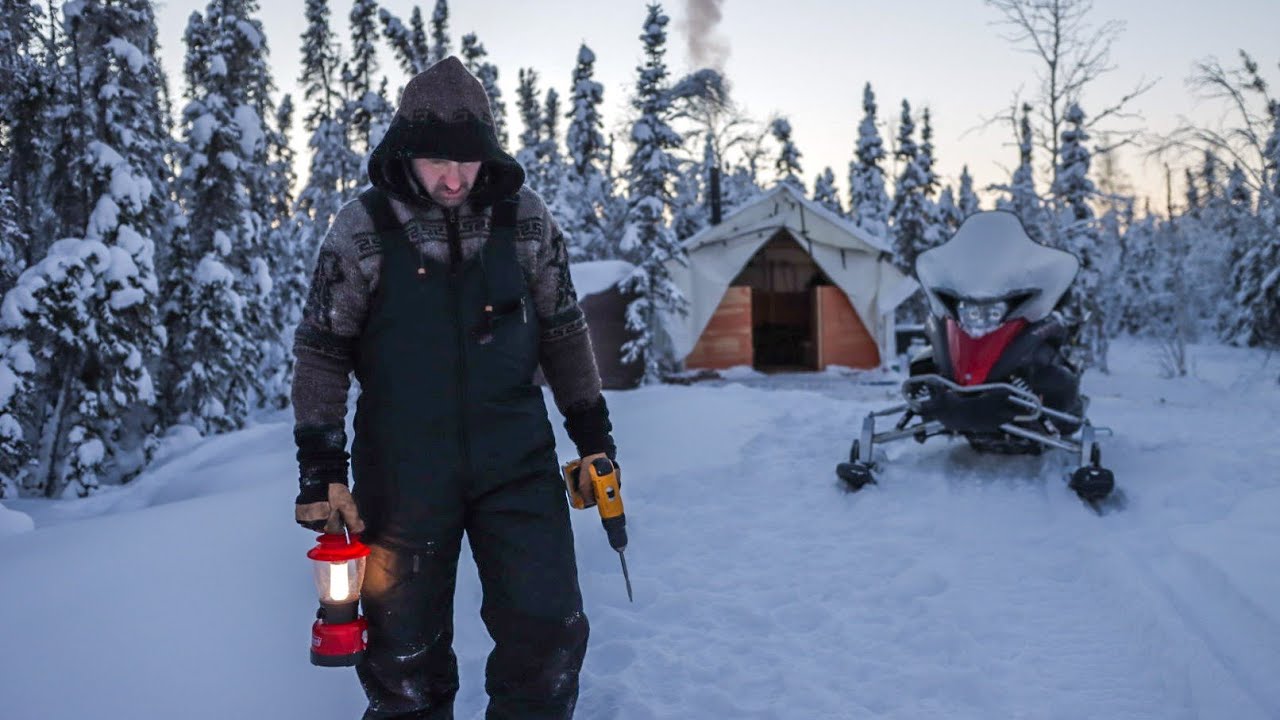 Cut Through Tent, Eat In Tent