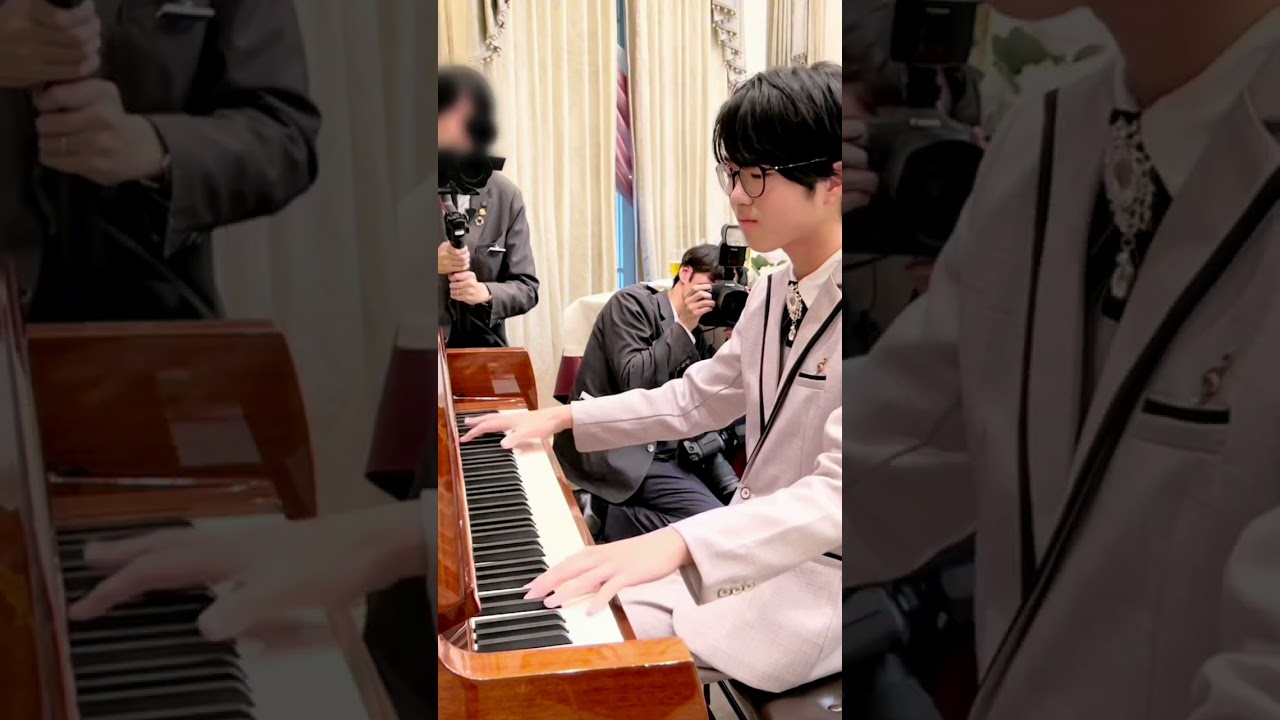 中二が先生の結婚式に「ラ・カンパネラ」で祝福🔔