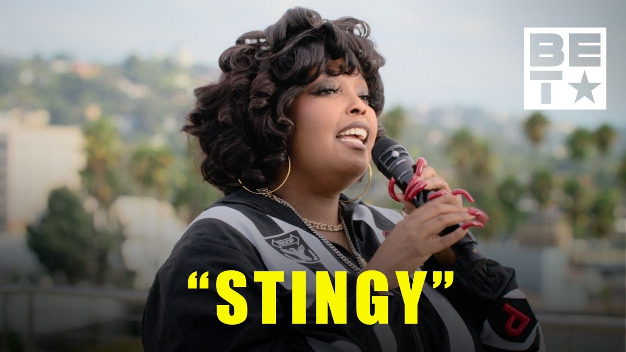 Jane Handcock Performs “Stingy” (Live)