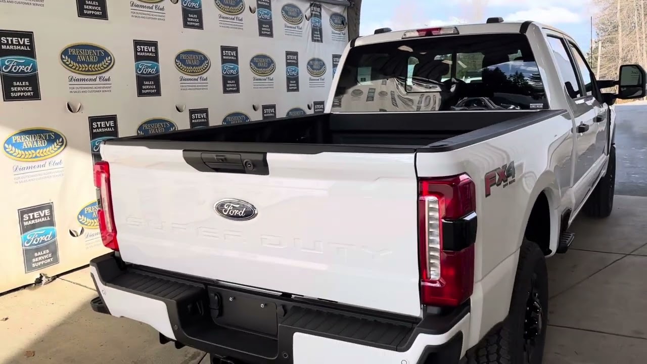 2023 Ford F-350 STX 6.8ltr V8