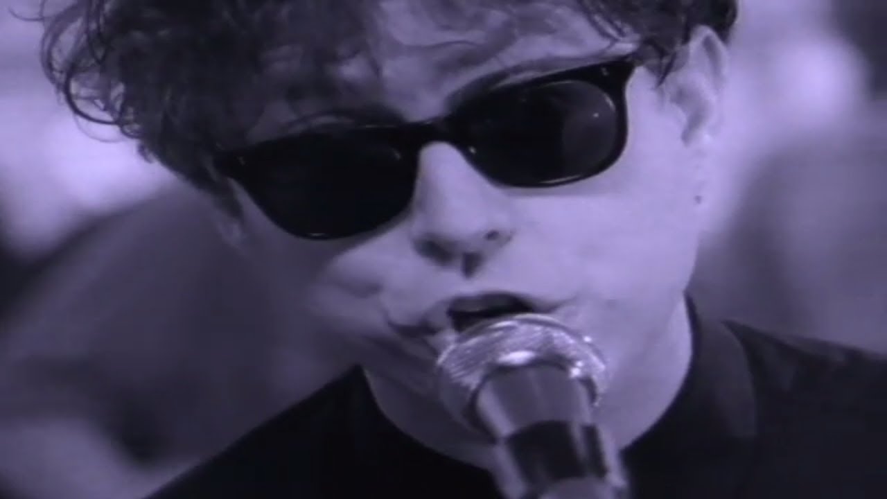 The Blue Aeroplanes - Jacket Hangs (Official Music Video)