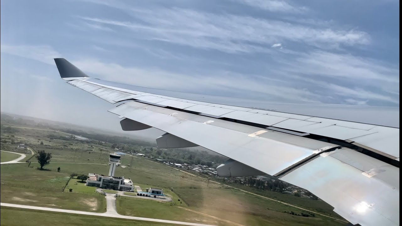 Iberia | Airbus A330-200 | Pushback, Start-up, Taxi & Takeoff from Montevideo!