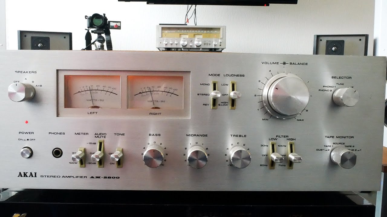 Akai AM-2800 review on Heco the statement