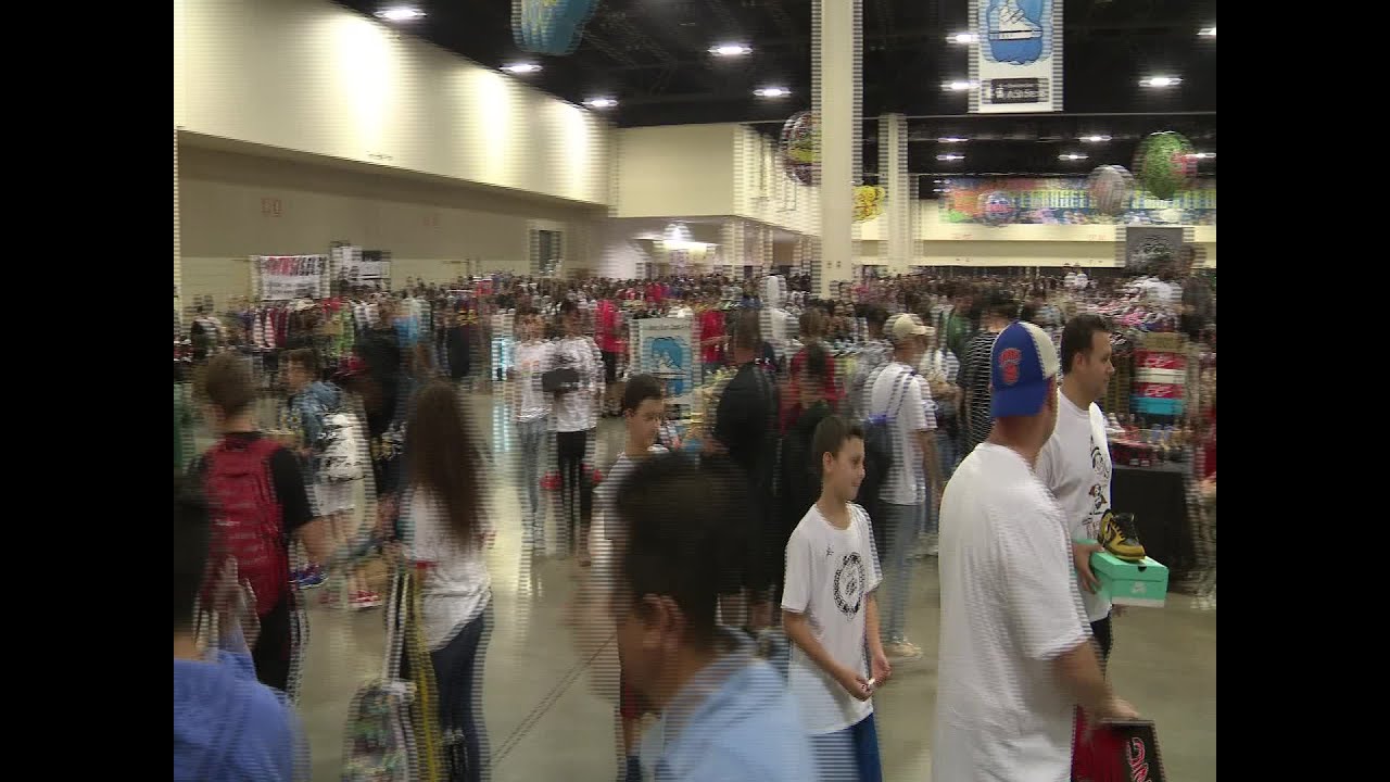 Sneakerheads Shop Till They Drop At Fort Lauderdale Sneaker Con