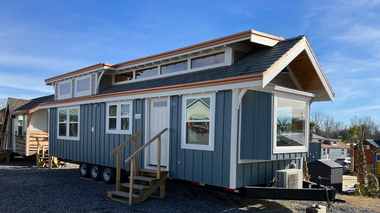 Own stock in the fastest growing Tiny Home Company in America 🇺🇸 Invest Today 🤩😉