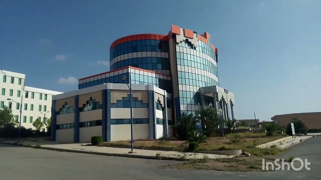 جولة في جامعة باتنة 2"مصطفى بن بولعيد" فيسديس 😍😍😍