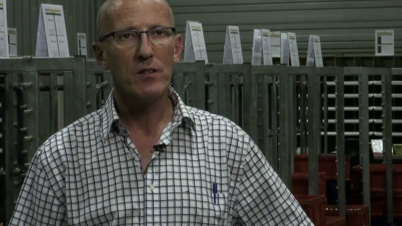 Postvoorbereider Ronald over werken bij PostNL (1:18 min)