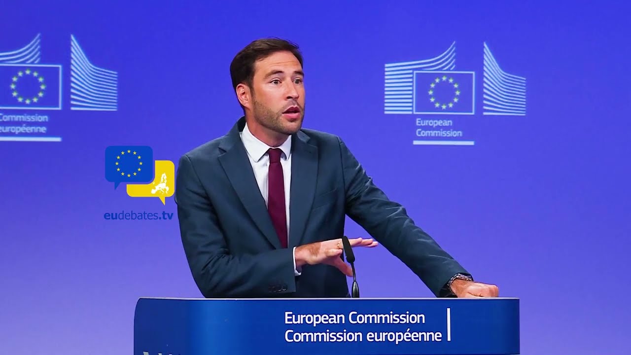 EU Warns Meta Over Facebook and Instagram Addictive Design Risks for Children