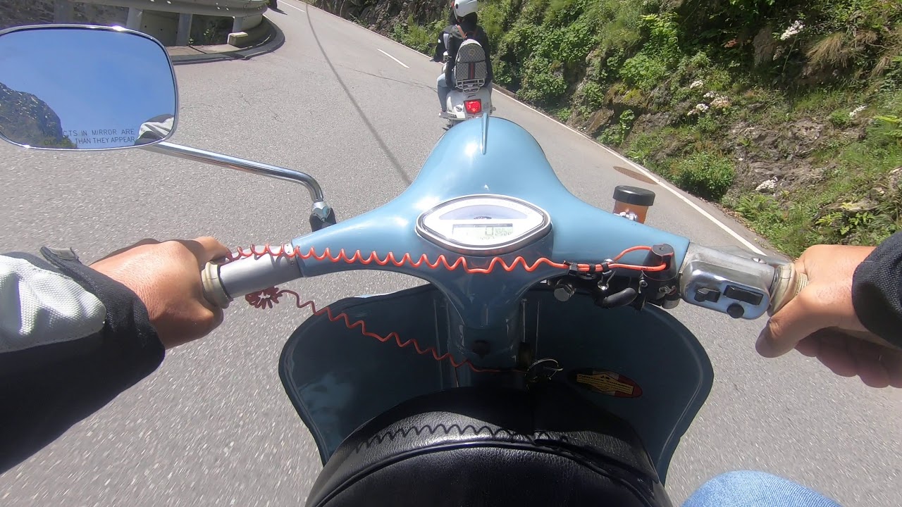 Vespa VBB del 63 vs Scooter Vespa