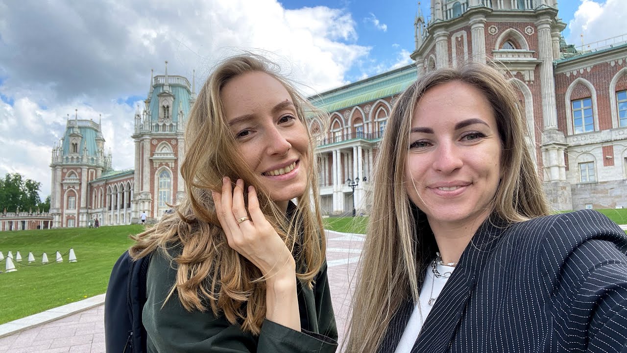 🇷🇺RUSAS VISITANDO PALACIO de la REINA CATHERINE II | IGLESIA ORTODOXA RUSA |PALACIO TSARITSYNO MOSCÚ