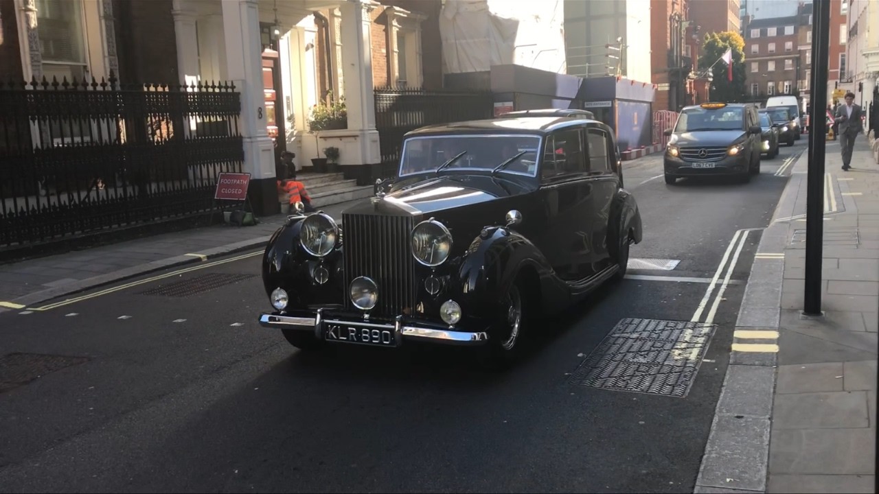 Classic Luxury Cars In London (EXTENDED) | Interceptor, Silver CLoud III, 250 GTE, Corniche, Miura,
