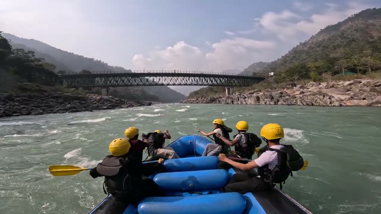 Refer rafting 🏞