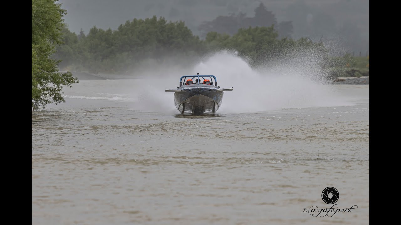 Golden Homes NZ Jet Boat Marathon Oreti River Downstream
