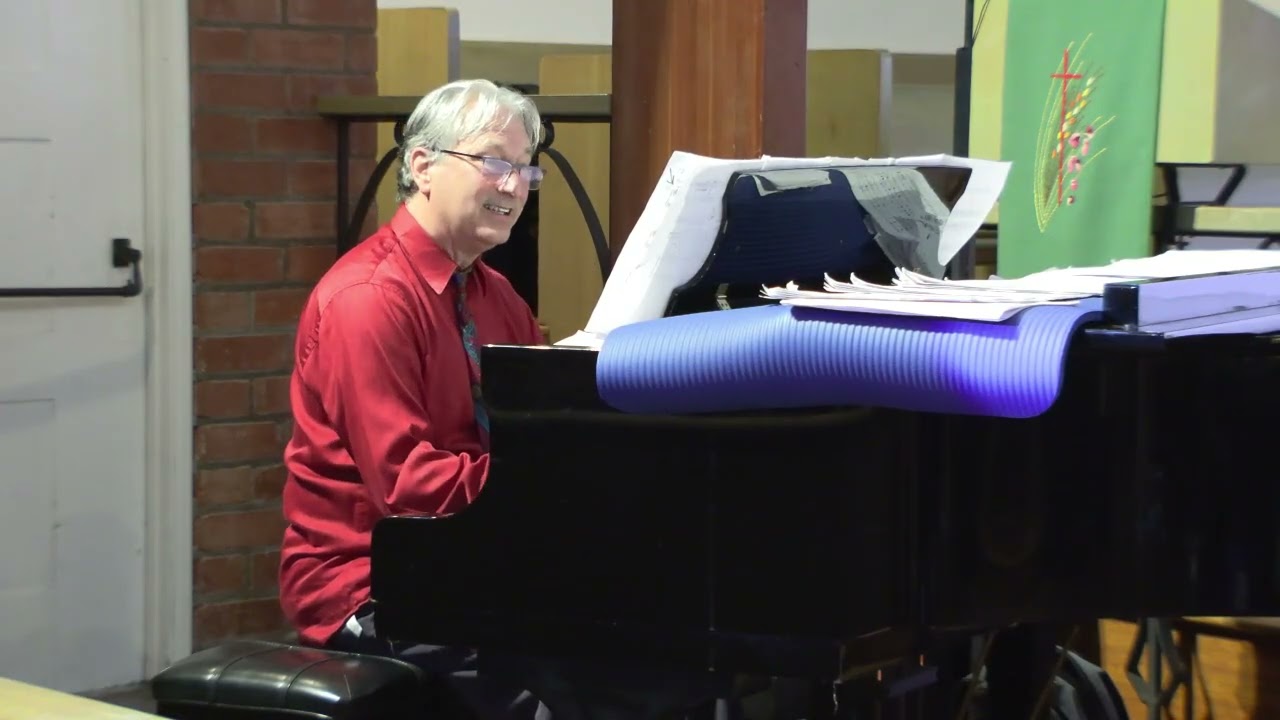 Das Grosse [Kleine] Kino Medley - Cody Gillette - Musical Performance