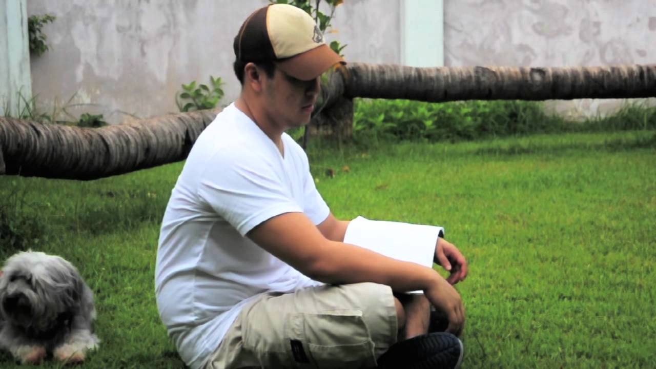 Littering PSA. Paper Toss