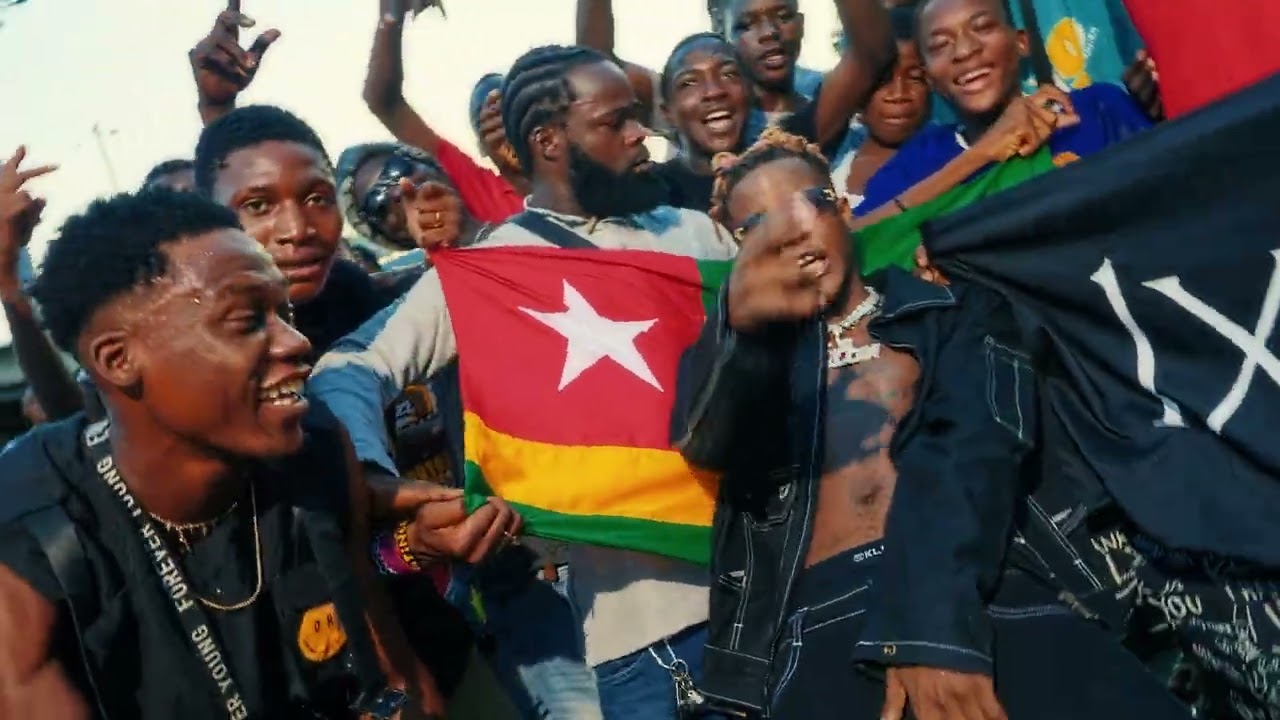 PAKI CHENZU Feat HIMRA - ASSAUT [ENCORE ET ENCORE] ( Clip Officiel )