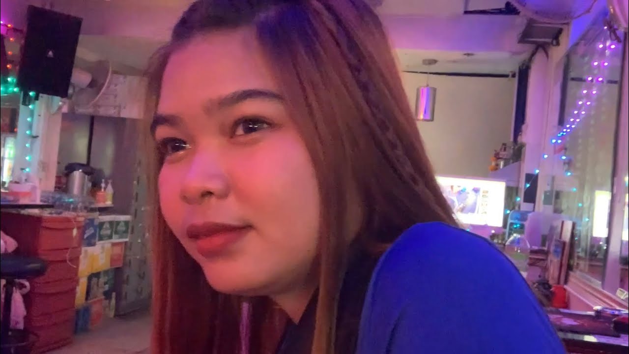 I treated this girl to a drink. Soi 6 Bar in Pattaya.