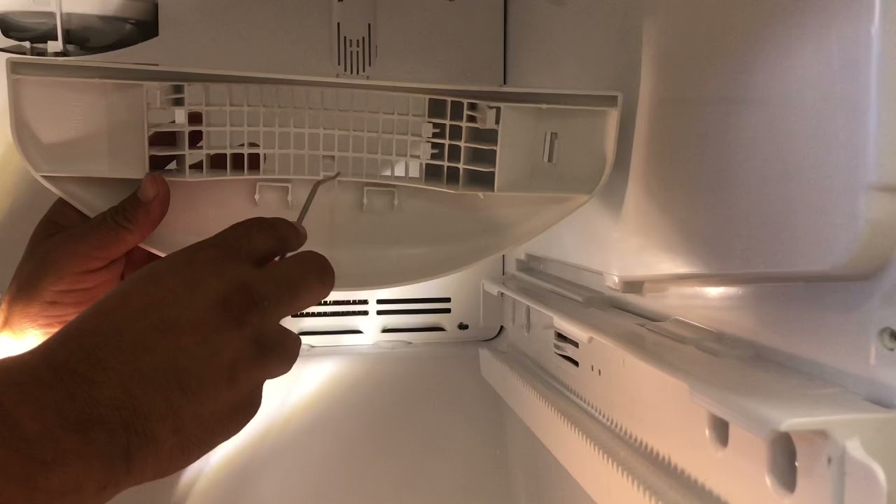 Холодильник Maytag не охлаждает