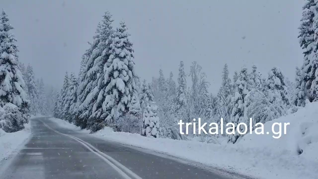 Χιονόπτωση διαδρομή πανέμορφο χιονισμένο τοπίο Περτουλιώτικα λιβάδια χιονοδρομικό κέντρο 26-1-2023