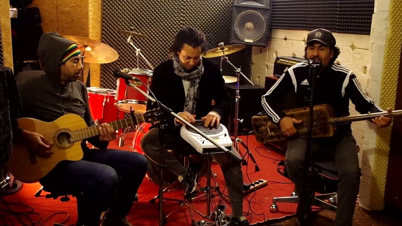 Gnawa live acoustic Session - Samaoui |جلسة كناوية من الارشيف | الساماوي
