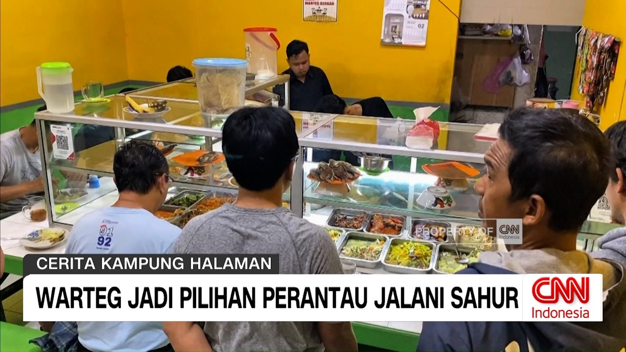 Warteg Jadi Pilihan Perantau Jalani Sahur di Bendungan Hilir
