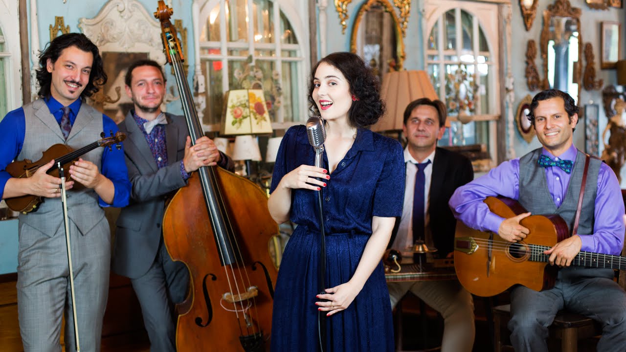 Tatiana Eva-Marie & Avalon Jazz Band - Runnin' Wild (SOME LIKE IT HOT)