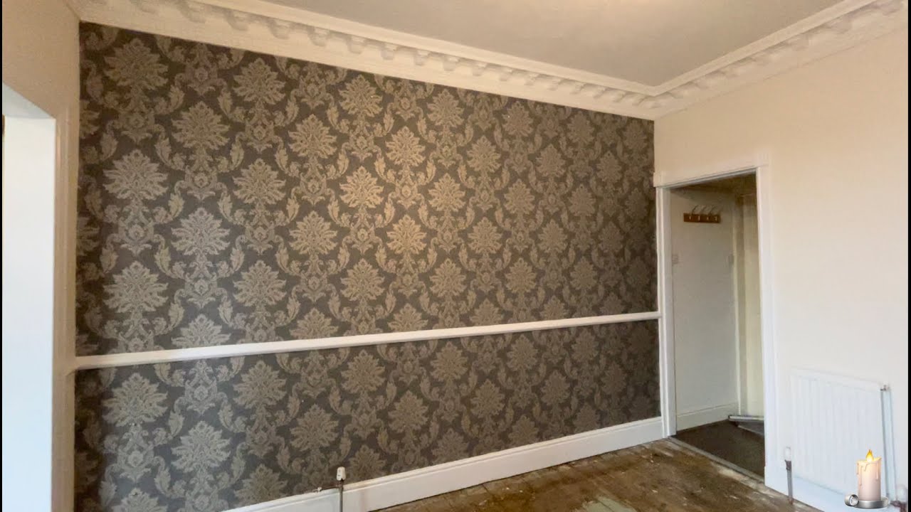 How to paper a feature wall, Your Self