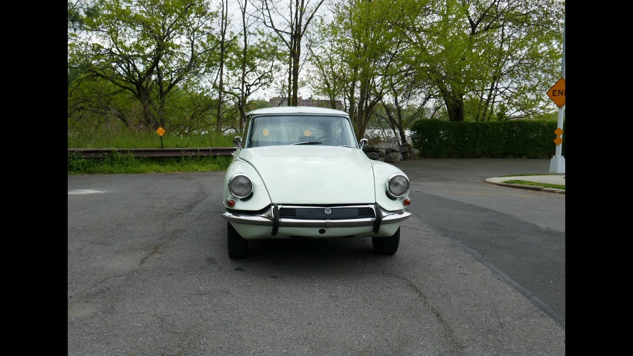 1967 Citroen DS ID19 Decent Driver (Stock #- O136) - Price $34,950