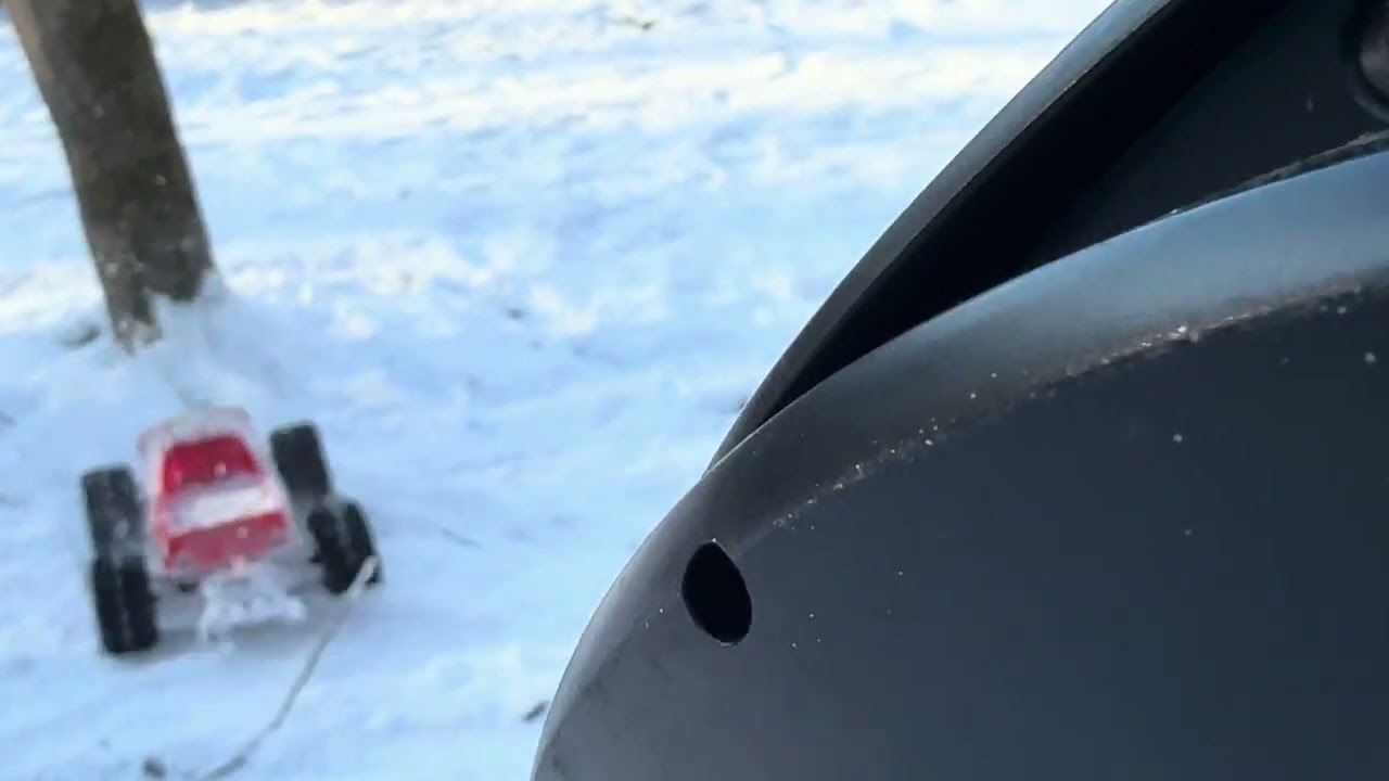 RC Traxxas 4X4 Tampete test dans la neige 6/1/2026