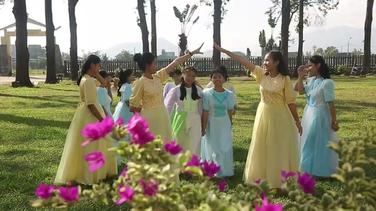 MÚA: NĂM MỚI BÌNH AN - TB: CÁC EM ĐỆ TỬ VIỆN _ DÒNG NỮ TỲ CHÚA GIÊSU TÌNH THƯƠNG