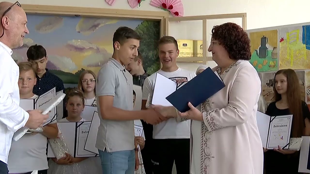 U OŠ „MUSA ĆAZIM ĆATIĆ“ VELIKO ČAJNO SVEČANO OBILJEŽEN DAN ŠKOLE