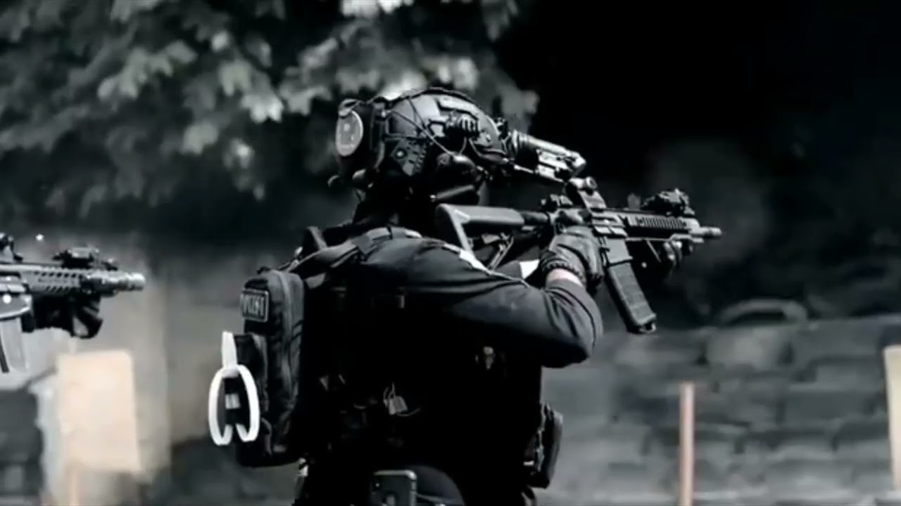 'The Resistance '' military edit