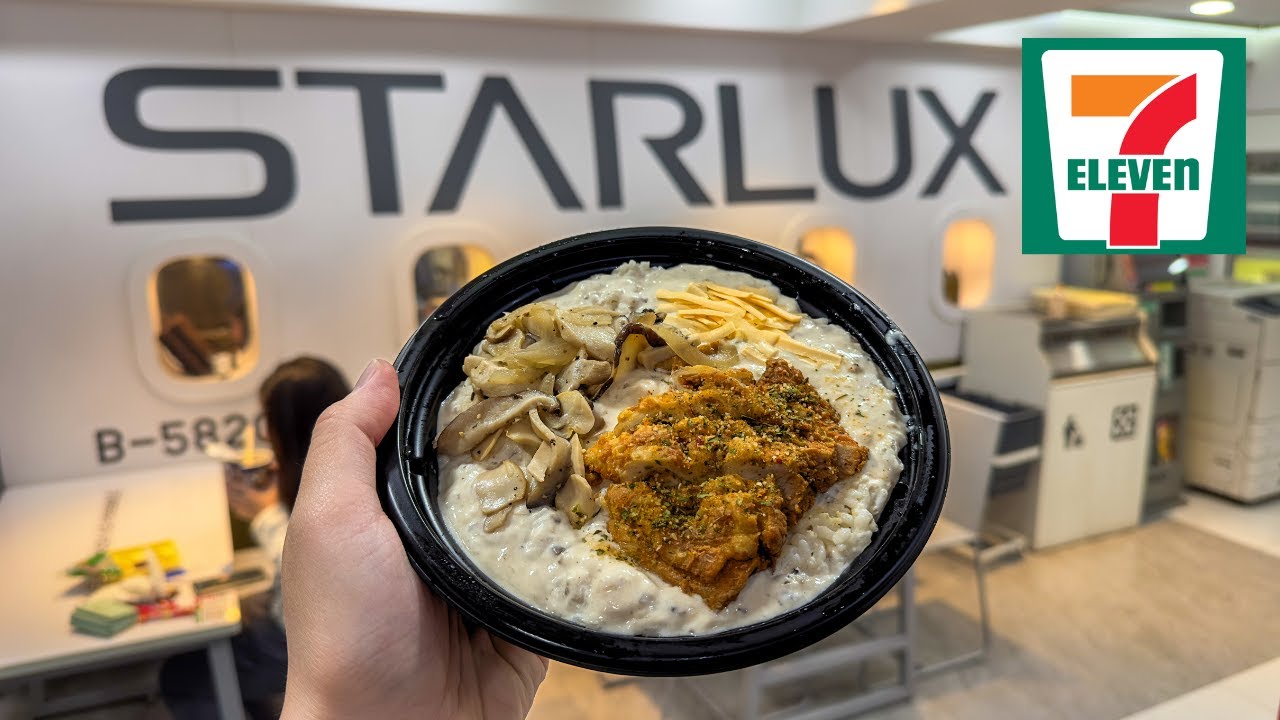 Eating at an Airline Themed 7-Eleven!