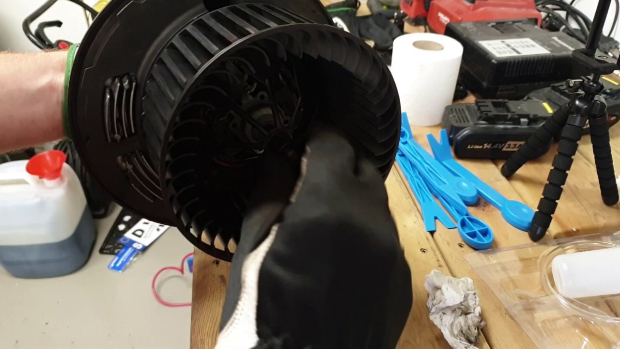 How to repair/replace an BMW e89(and e9X/8X) blower motor