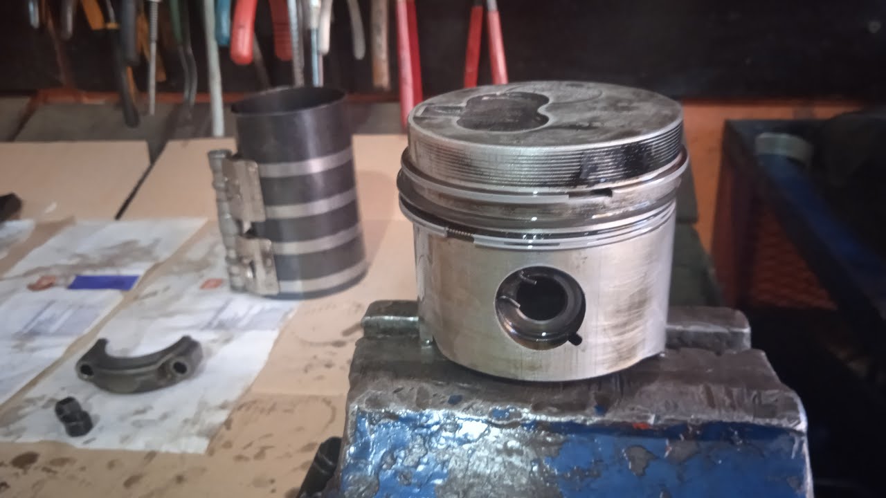 Citroën partner moteur 1.9diesel/كيف تغير جوان كيلاس وساكمات
