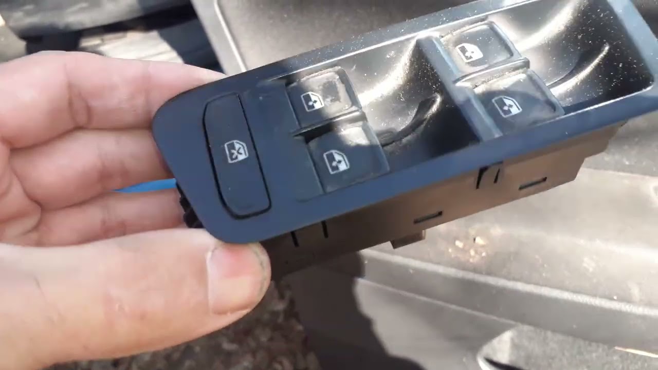 VW Golf 7 nejde tlačítko ovládania okna