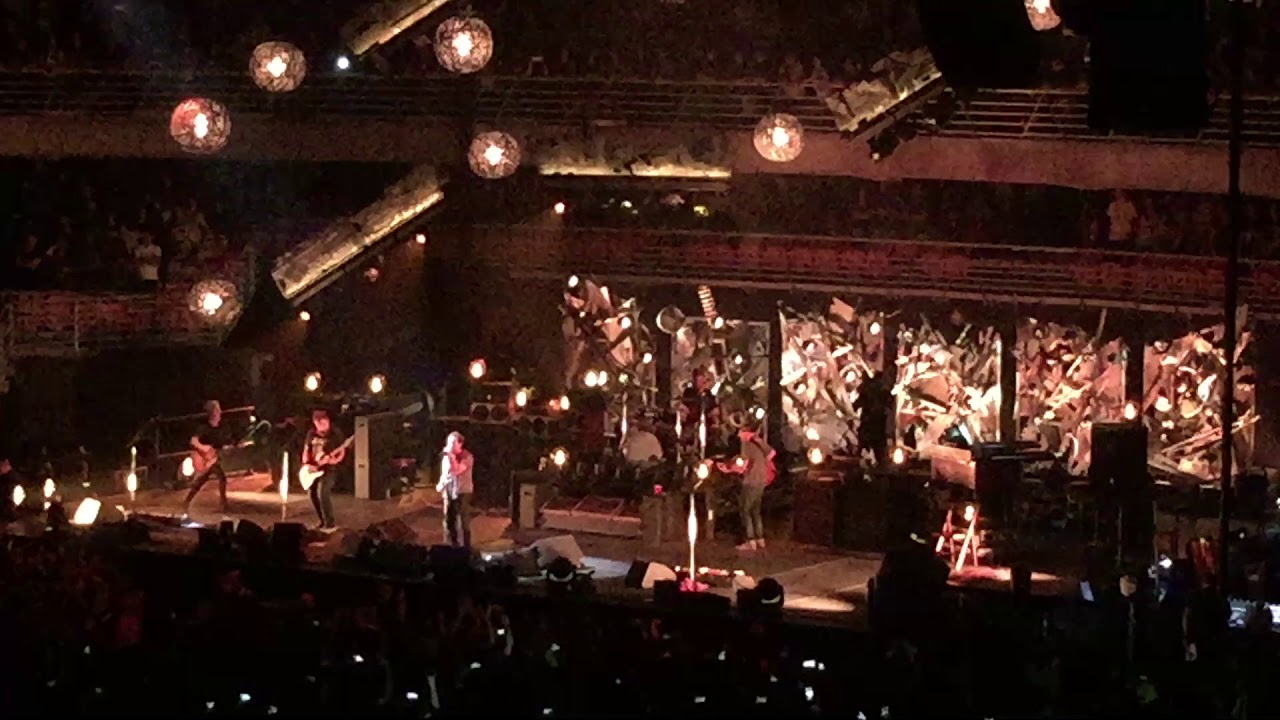 Pearl Jam : “Dissident” - Movistar Arena , Santiago-Chile 13/03/2018