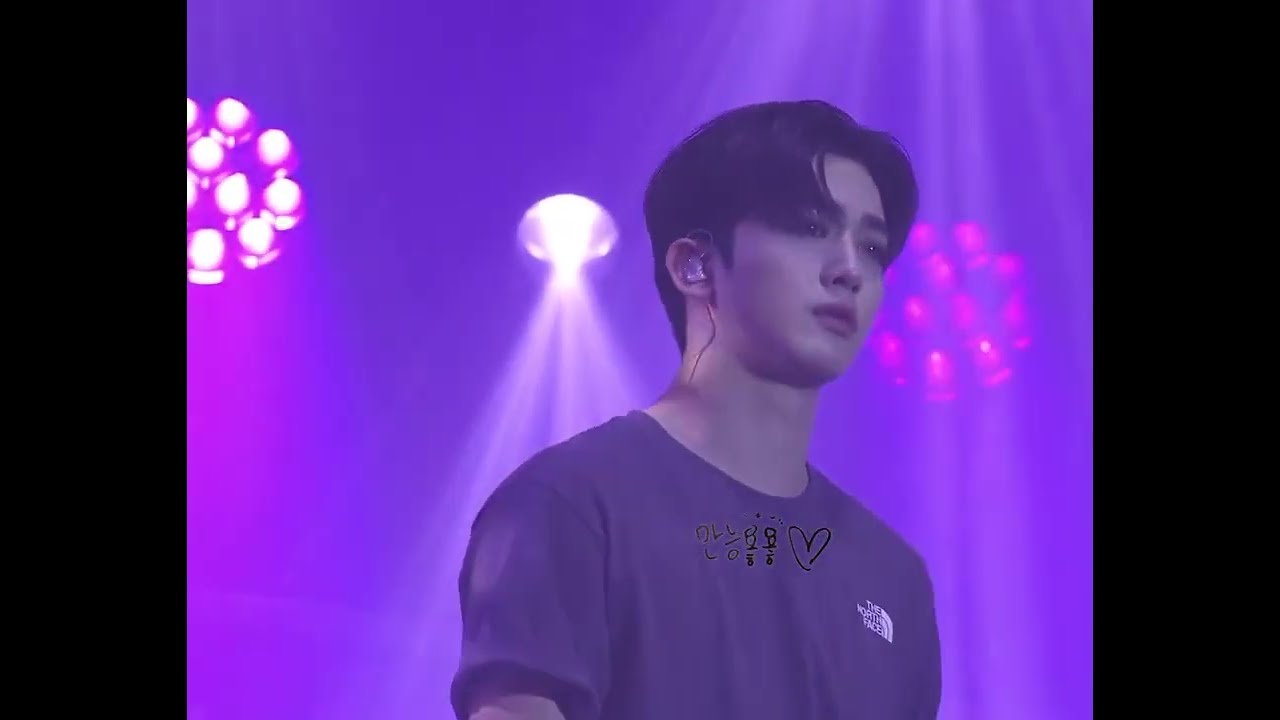 Bouquet - Kim Yohan Close-Up Fancam 꽃다발 김요한 직캠 | WEi FIRST LOVE CONCERT