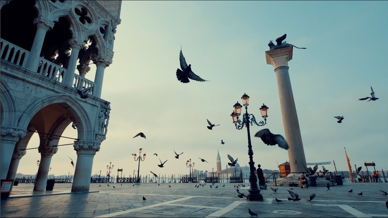 BEST OF FUJIFILM XT3 - 4K Cinematic test footage (Venice, Italy)