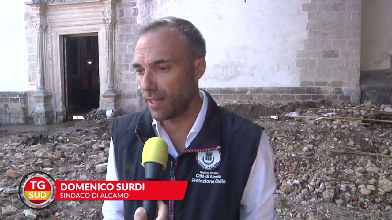 Alcamo travolta dal nubifragio: auto trascinate e strade allagate