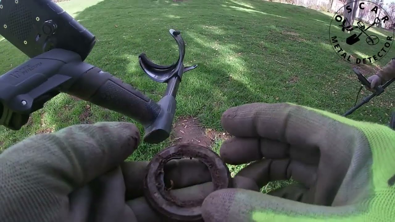 BUSCANDO ANTIGUEDADES CON MI DETECTOR DE METALES
