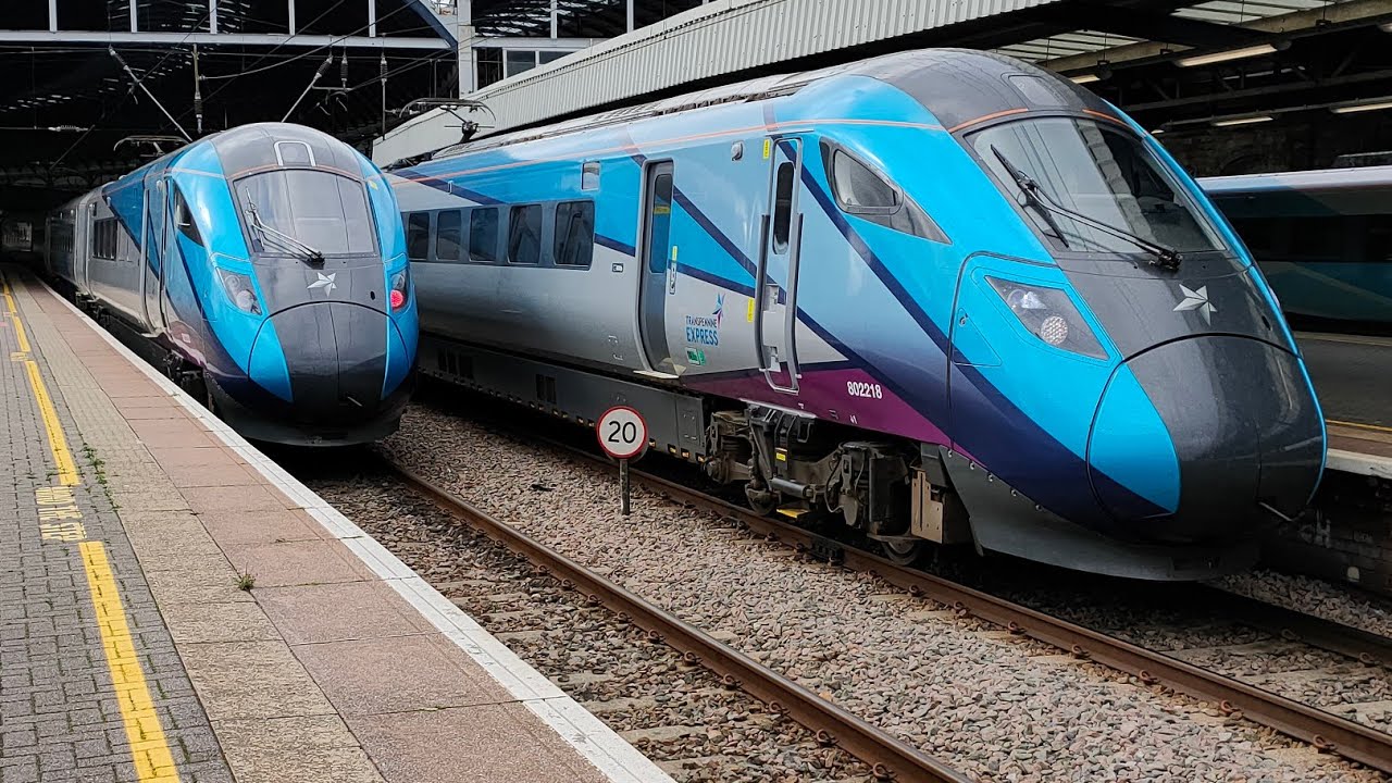 Trains at Newcastle - 02/09/2021